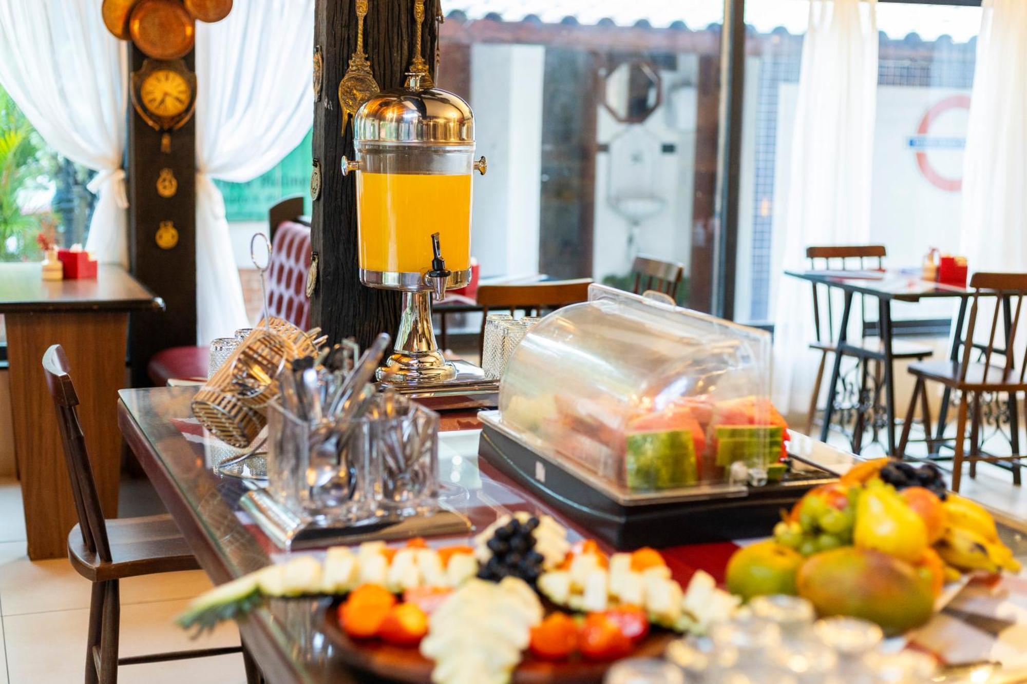 Hotel Britannia Penedo  Eksteriør bilde