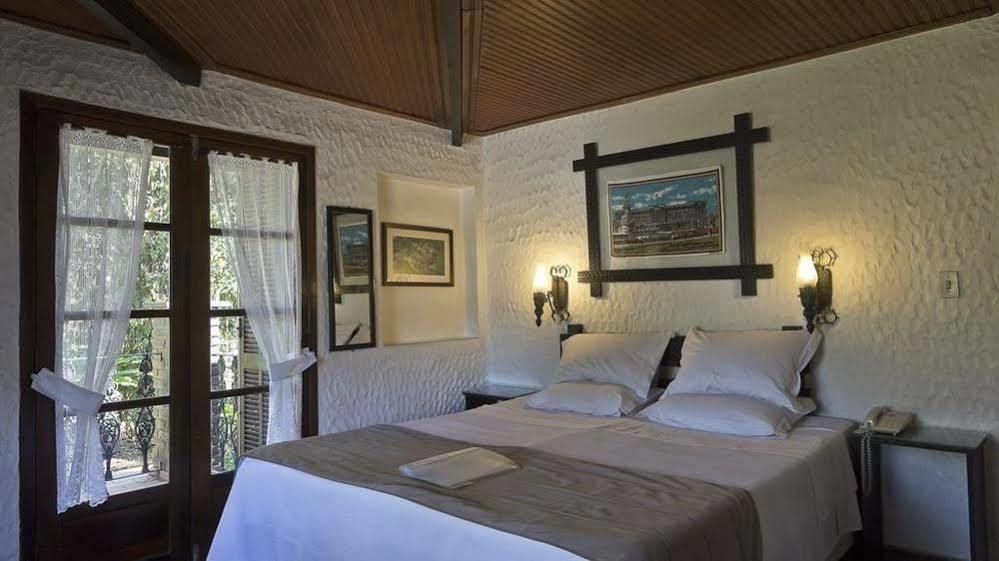 Hotel Britannia Penedo  Eksteriør bilde